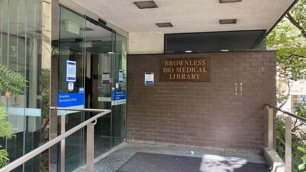 entrance gate of a australian university
